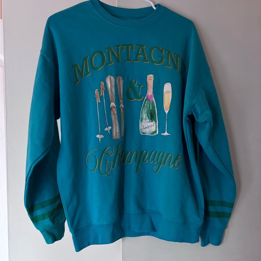 Montagne & Champagne Goodie Two Sleeves Graphic Women's Sweatshirt